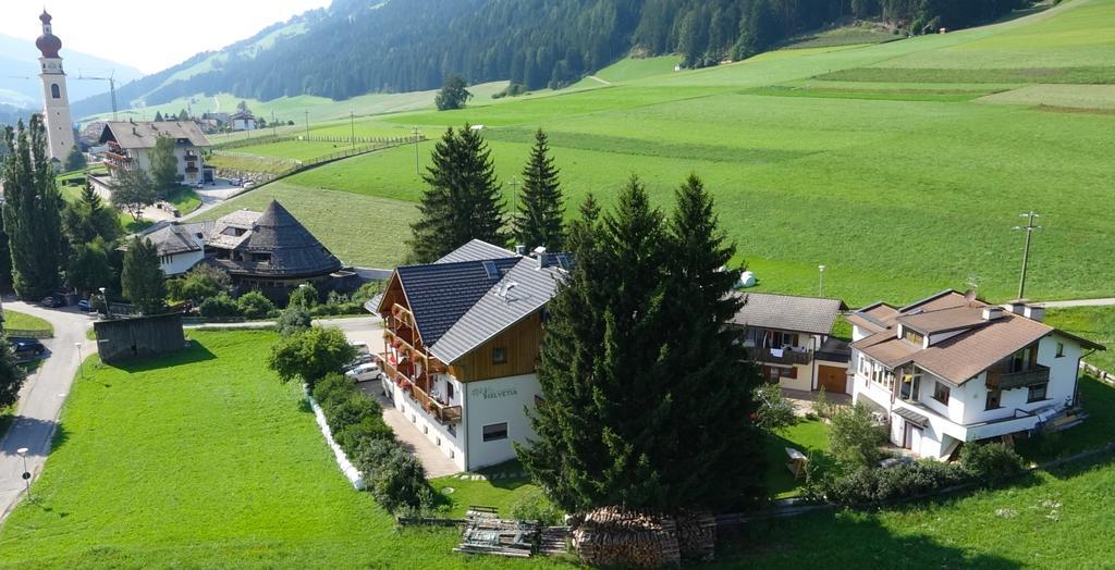 Appartments Helvetia Віллабасса Екстер'єр фото