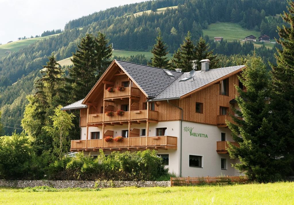 Appartments Helvetia Віллабасса Екстер'єр фото